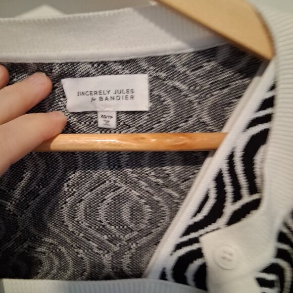 Cardi set - Picture 3 of 5